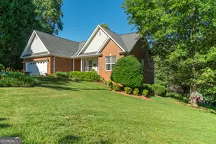 135 Majestic Way, Clarkesville, GA 30523 - Photo 7