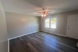 144 Colonial Dr, Toccoa, GA 30577 - Photo 3