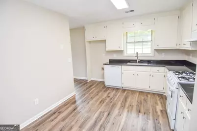 111 Meadowview Lane, Williamson, GA 30292 - Photo 9