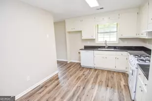 111 Meadowview Ln, Williamson, GA 30292 - Photo 9