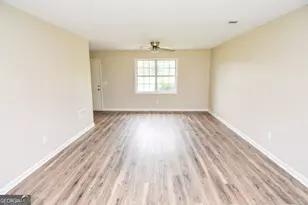 111 Meadowview Ln, Williamson, GA 30292 - Photo 7