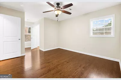 560 Nichols View Way, Suwanee, GA 30024 - Photo 23
