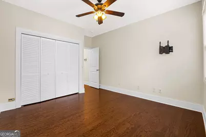 560 Nichols View Way, Suwanee, GA 30024 - Photo 13