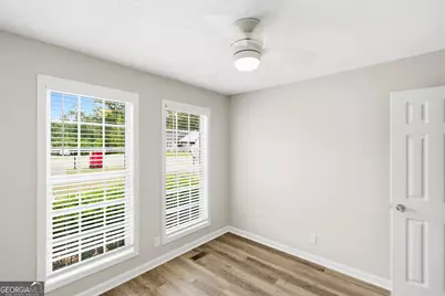 831 Glenridge Drive S, Macon, GA 31211 - Photo 5