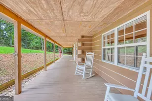 244 Skyline Way, Lavonia, GA 30553 - Photo 25