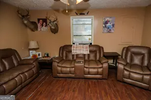 27 Oklahoma St, Reynolds, GA 31076 - Photo 9