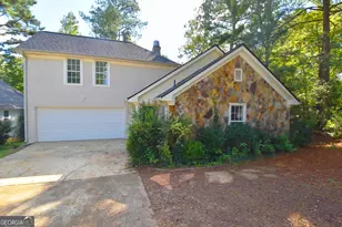 700 S Fairfield Dr, Peachtree City, GA 30269 - Photo 1