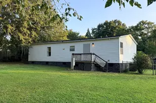 84 Skyland Dr E, Locust Grove, GA 30248 - Photo 3