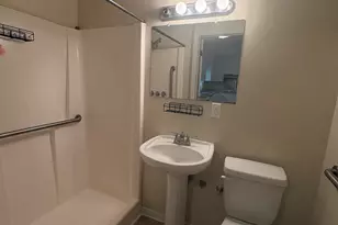 1605 Roberson St, Dublin, GA 31021 - Photo 11