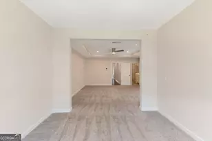 2130 Holtz Ln, Atlanta, GA 30318 - Photo 33