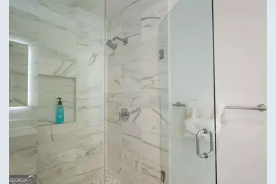 3630 Peachtree NE #2204, Atlanta, GA 30326 - Photo 31