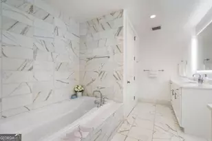 3630 Peachtree NE, Atlanta, GA 30326 - Photo 27
