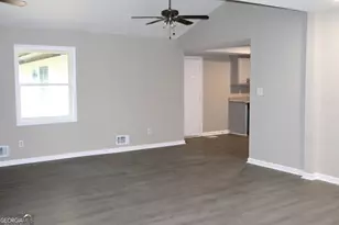 3793 Rainbow Dr, Decatur, GA 30034 - Photo 9