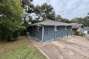 1403 Pine Ave, Atlanta, GA 30344 - Photo 1