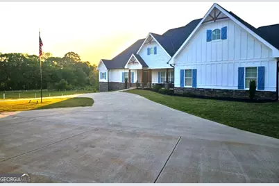 433 Clover Drive, Social Circle, GA 30025 - Photo 5