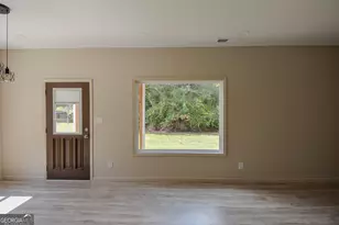 124 Johnson St, Barnesville, GA 30204 - Photo 37