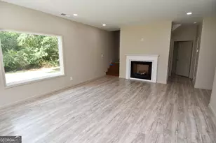 124 Johnson St, Barnesville, GA 30204 - Photo 19