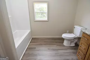 124 Johnson St, Barnesville, GA 30204 - Photo 35