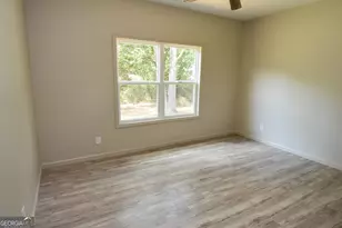 124 Johnson St, Barnesville, GA 30204 - Photo 21