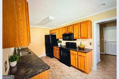 153 Crest Pointe, Bremen, GA 30110 - Photo 3