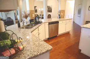 413 Mary Todd Pl, McDonough, GA 30252 - Photo 5