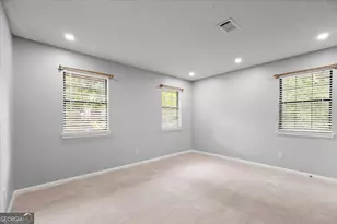 704 Barrington Hills Dr, Sandy Springs, GA 30350 - Photo 29