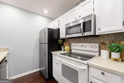 704 Barrington Hills Drive #704, Sandy Springs, GA 30350 - Photo 19