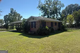 5347 7th St, Malone, FL 32445 - Photo 3