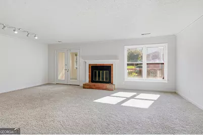 6305 Windsor Trace Drive, Peachtree Corners, GA 30092 - Photo 3