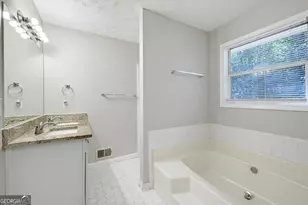 237 Hillandale Dr, Stockbridge, GA 30281 - Photo 17