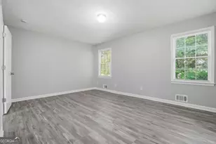 5344 Ridgemere Ct, Stone Mountain, GA 30083 - Photo 19