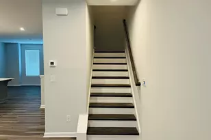 2732 Creekview Terrace NW, Atlanta, GA 30318 - Photo 11