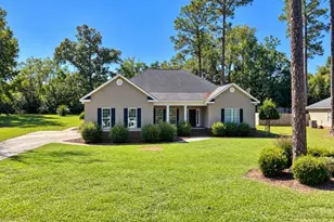 709 Brookwood Dr, Statesboro, GA 30461 - Photo 1