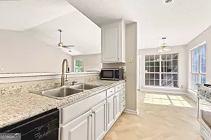 110 Marian's Way, McDonough, GA 30253 - Photo 9