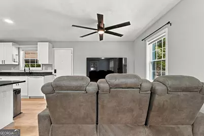 4725 Oak Street, Ellenwood, GA 30294 - Photo 3