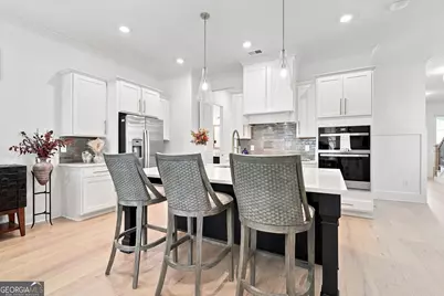 229 Scottsdale Drive, Marietta, GA 30064 - Photo 7