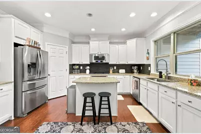 2560 Sibley Drive NE, Atlanta, GA 30324 - Photo 13