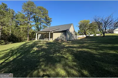 101 Holtz Drive, Carrollton, GA 30117 - Photo 5