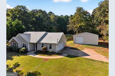 8 Ellen Court, Newnan, GA 30265 - Photo 1