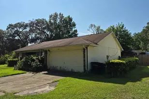 2415 Vega Dr, Tallahassee, FL 32303 - Photo 3