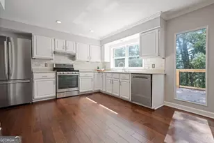 2380 Defoors Ferry Rd NW, Atlanta, GA 30318 - Photo 17