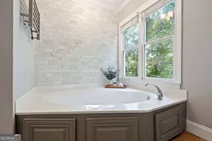 2380 Defoors Ferry Rd NW, Atlanta, GA 30318 - Photo 41