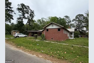 225 W Jessamine Street, Fitzgerald, GA 31750 - Photo 41