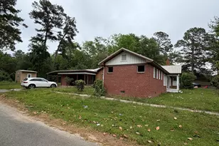 225 W Jessamine St, Fitzgerald, GA 31750 - Photo 41