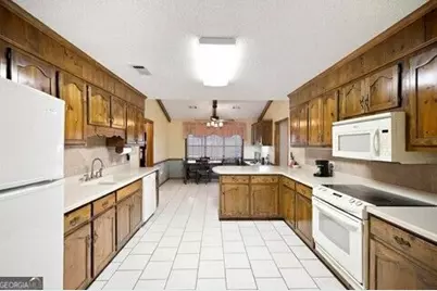 117 Covey Rise, Warner Robins, GA 31088 - Photo 5