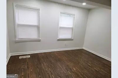 1392 Wadley Avenue, East Point, GA 30344 - Photo 9