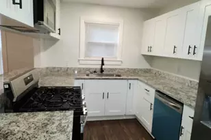 1392 Wadley Ave, East Point, GA 30344 - Photo 7