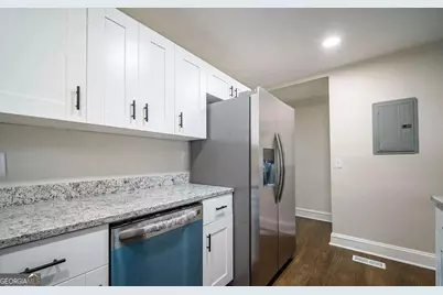 2137 Delowe Drive, Atlanta, GA 30344 - Photo 7