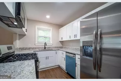 2137 Delowe Drive, Atlanta, GA 30344 - Photo 25