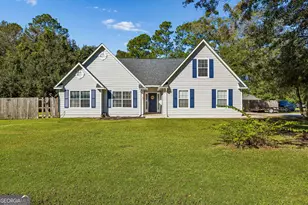 451 Mary's Dr, Woodbine, GA 31569 - Photo 1